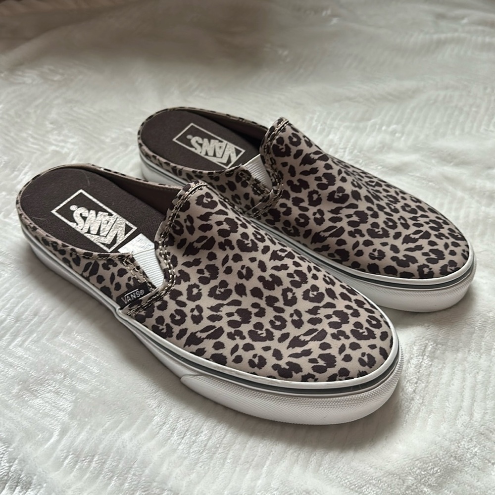 NWOT Vans Animal Print Mule Shoe